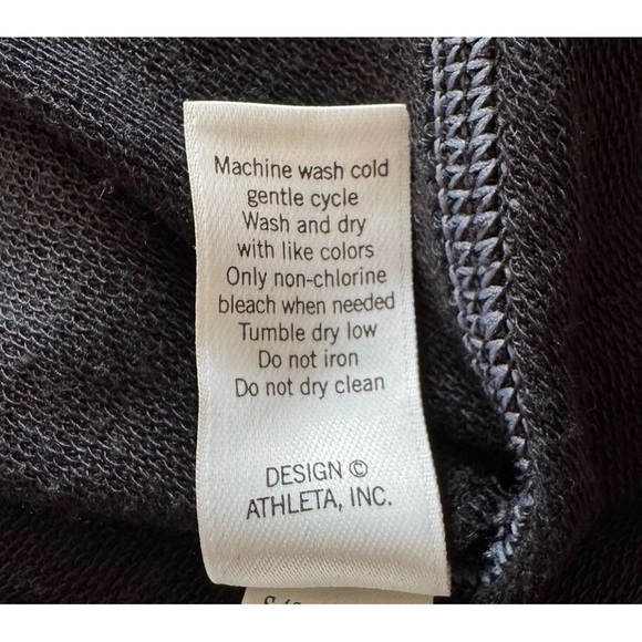 Athleta Black Sweatshirt Tunic Medium Thumbholes Pockets Athleisure Oversized - Picture 8 of 8